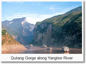 Chongqing Yangtze River Yichang Classic 4 Day Tour
